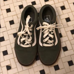brand new hunter green old skool vans